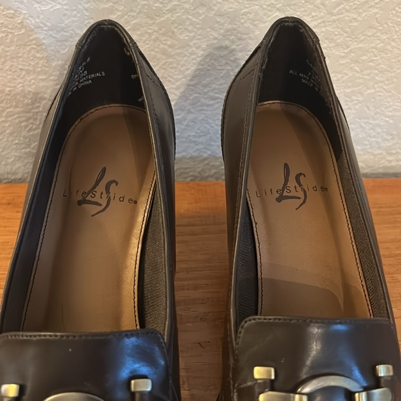 Women’s Life Stride Brown Heeled Loafers - Size 8.5 - Picture 4 of 7